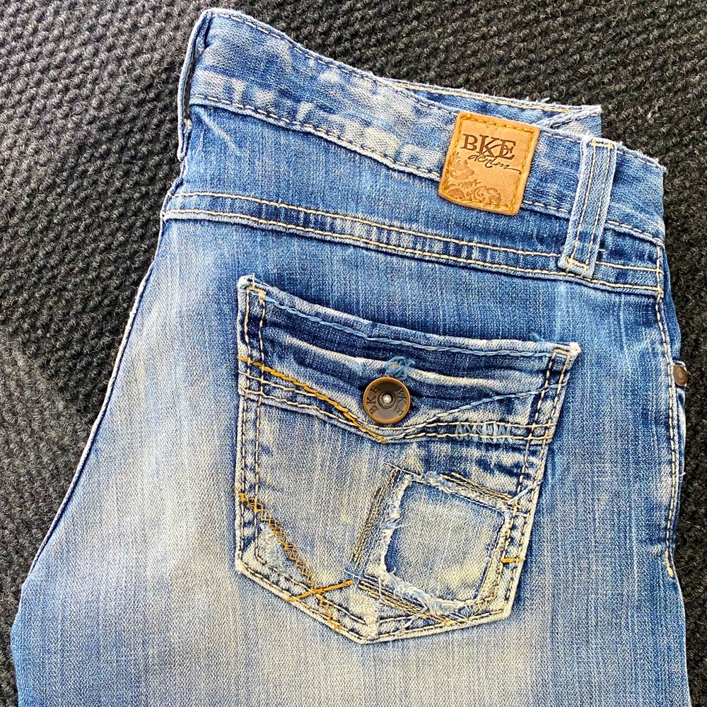 BKE Stella shorts